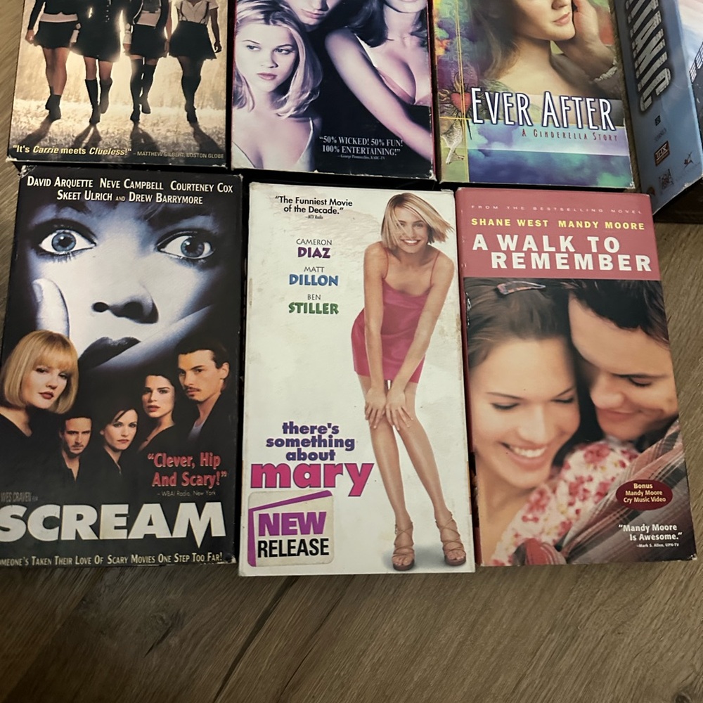 VHS Movie Collection - Picture 6 of 7